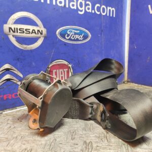 CINTURON SEGURIDAD TRASERO DERECHO 104042
