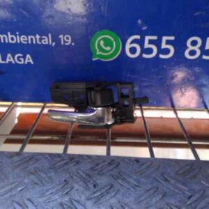 MANETA INTERIOR DELANTERA DERECHA 92324