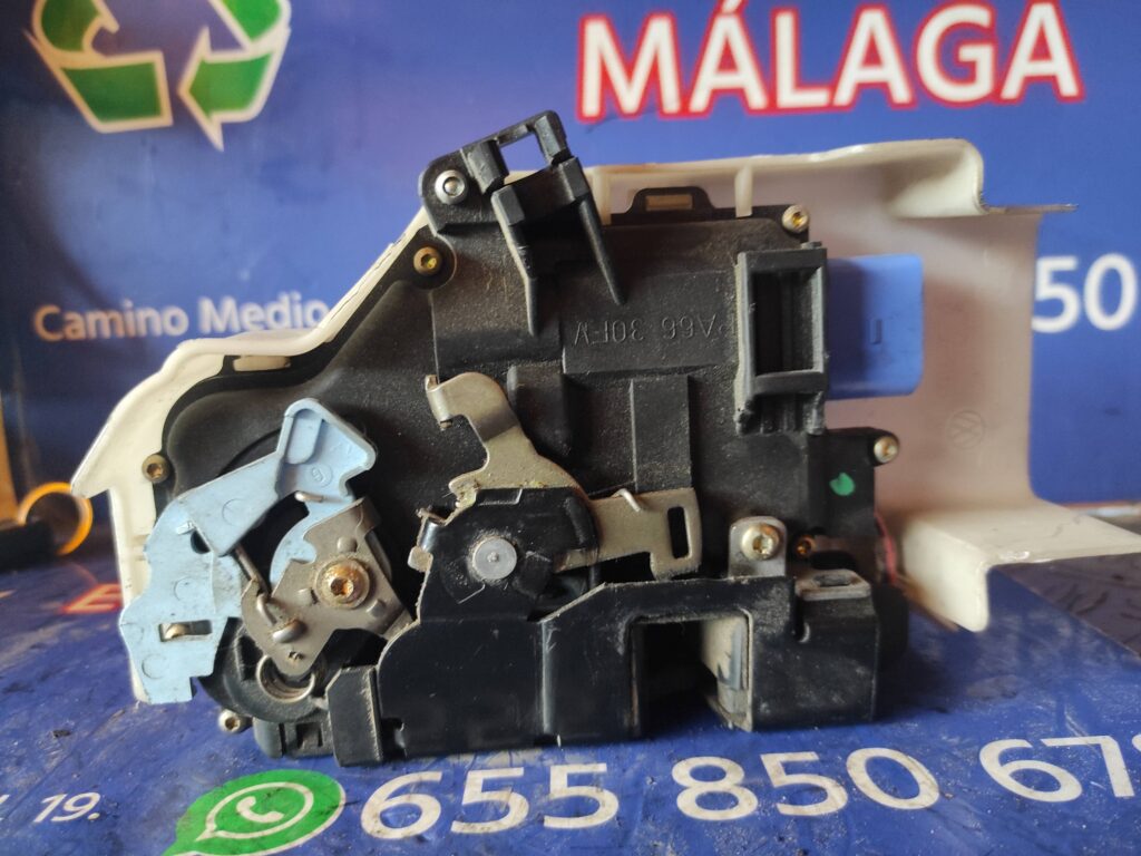 CERRADURA PUERTA DELANTERA IZQUIERDA 93799