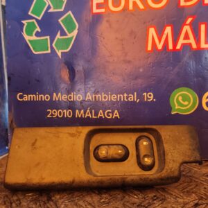 MANDO ELEVALUNAS TRASERO DERECHO 96744