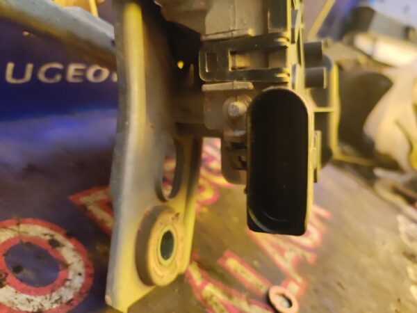 MOTOR LIMPIA DELANTERO 98415