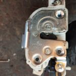 CERRADURA PUERTA TRASERA IZQUIERDA 107169