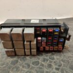 CAJA RELES / FUSIBLES 106264