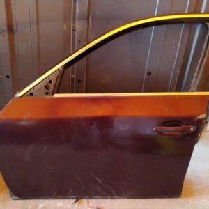 PUERTA DELANTERA IZQUIERDA 110313