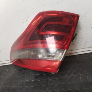 PILOTO TRASERO DERECHO 111544