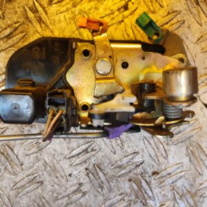 CERRADURA PUERTA TRASERA IZQUIERDA 99699