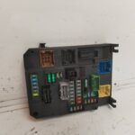 CAJA RELES / FUSIBLES 113568