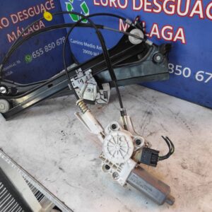 ELEVALUNAS DELANTERO IZQUIERDO 95979