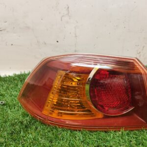 PILOTO TRASERO IZQUIERDO 106868