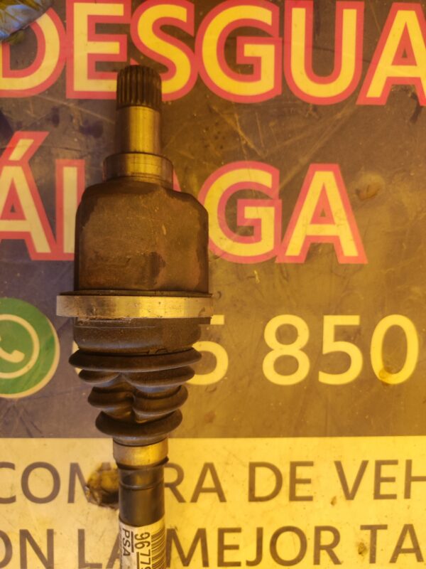 TRANSMISION DELANTERA IZQUIERDA 98645
