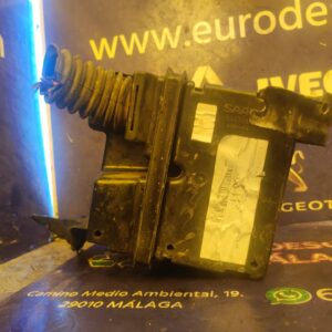 CAJA RELES / FUSIBLES 99506