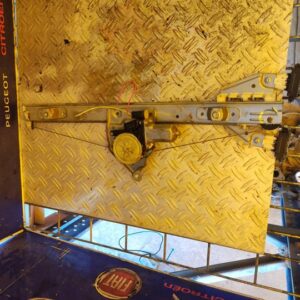 ELEVALUNAS DELANTERO IZQUIERDO 100028