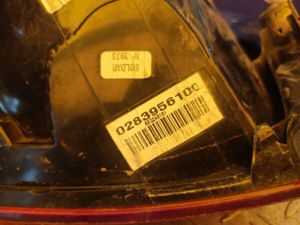 PILOTO TRASERO DERECHO 100056