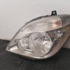 FARO IZQUIERDO 111606