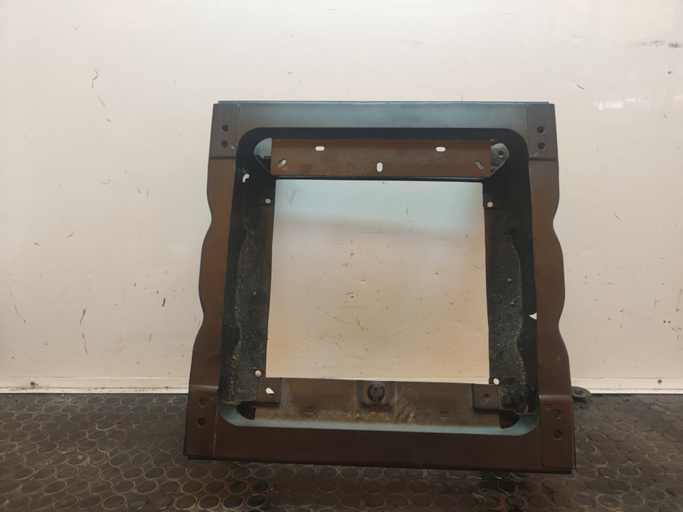 ASIENTO DELANTERO IZQUIERDO 107219
