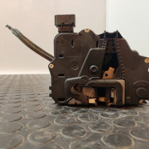 CERRADURA PUERTA DELANTERA IZQUIERDA 104623