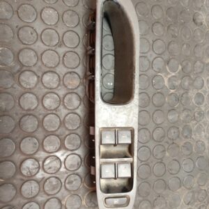 MANDO ELEVALUNAS DELANTERO IZQUIERDO 106469