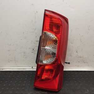 PILOTO TRASERO DERECHO 109962