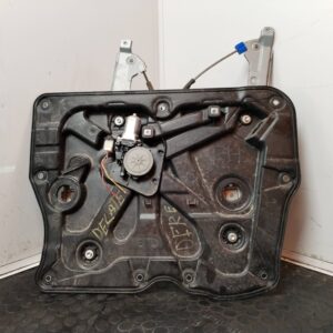 ELEVALUNAS DELANTERO DERECHO 110650