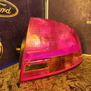 PILOTO TRASERO DERECHO 99056