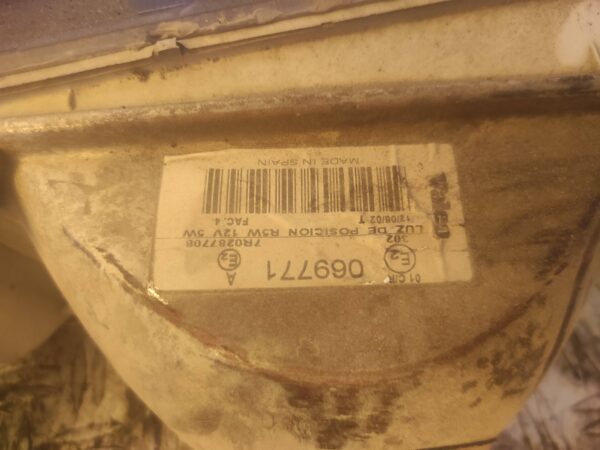 FARO IZQUIERDO 96554