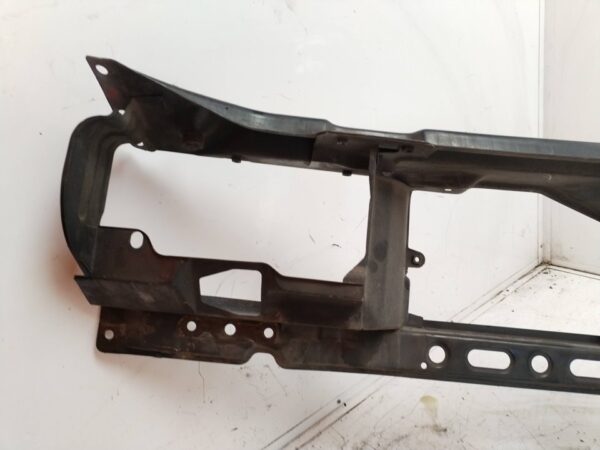 REFUERZO PARAGOLPES DELANTERO 114210