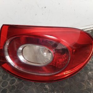 PILOTO TRASERO DERECHO 111538