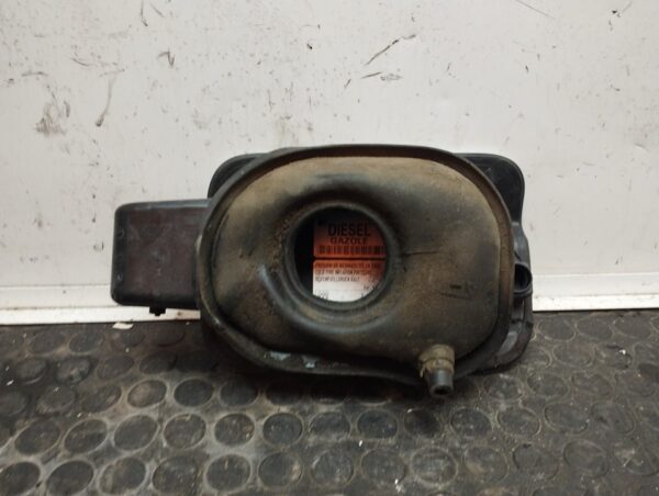 TAPA EXTERIOR COMBUSTIBLE 108409