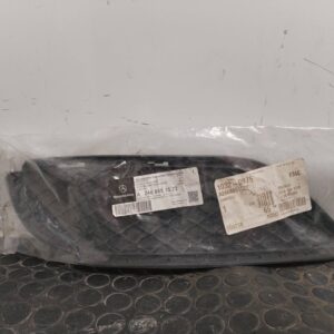 REJILLA PARAGOLPES IZQUIERDA 112933