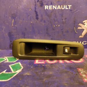 MANDO ELEVALUNAS TRASERO DERECHO 97720