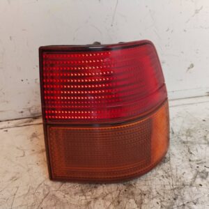 PILOTO TRASERO DERECHO 114154