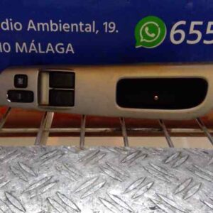 MANDO ELEVALUNAS DELANTERO IZQUIERDO 92315