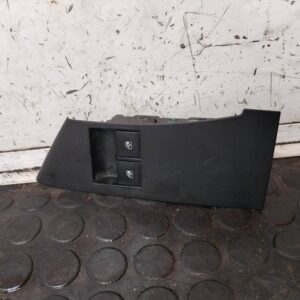 MANDO ELEVALUNAS DELANTERO IZQUIERDO 112671