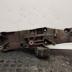 SOPORTE ALTERNADOR 109625