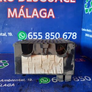 CAJA RELES / FUSIBLES 93982