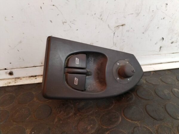 MANDO ELEVALUNAS DELANTERO IZQUIERDO 113258