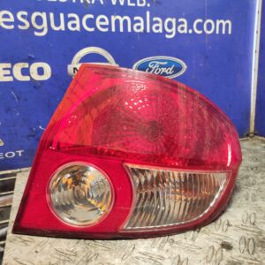 PILOTO TRASERO DERECHO 104267