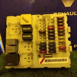 CAJA RELES / FUSIBLES 94759