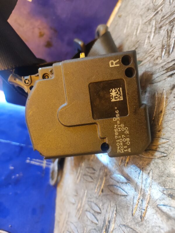 CINTURON SEGURIDAD DELANTERO DERECHO 99524