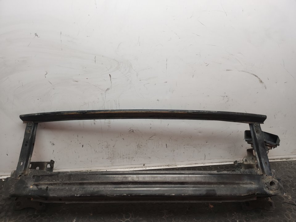 REFUERZO PARAGOLPES DELANTERO 108531