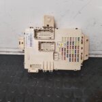 CAJA RELES / FUSIBLES 111862