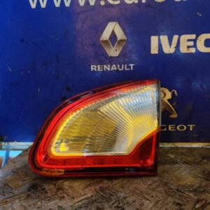 PILOTO TRASERO DERECHO 100751