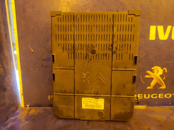CAJA RELES / FUSIBLES 99309