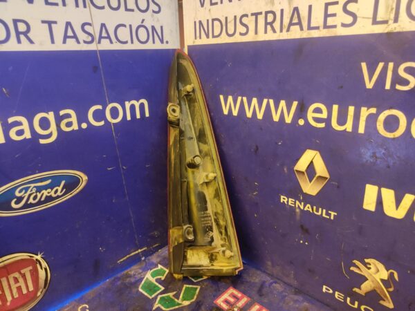PILOTO TRASERO IZQUIERDO 98317