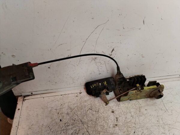 CERRADURA PUERTA DELANTERA DERECHA 114724