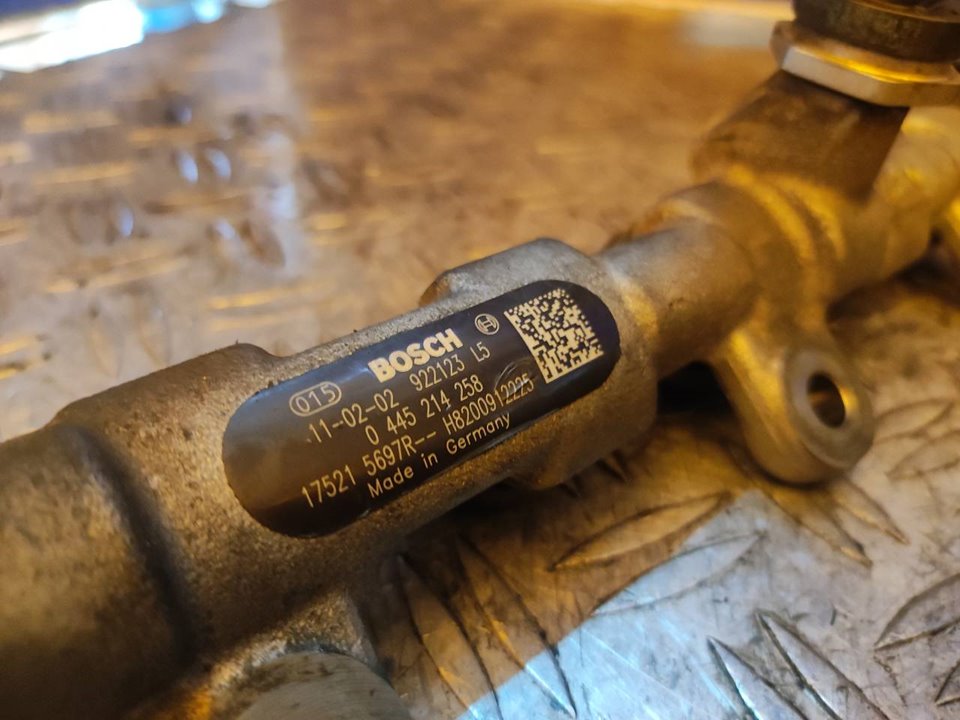 RAMPA INYECTORA 100953