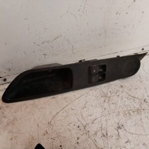 MANDO ELEVALUNAS DELANTERO IZQUIERDO 113832