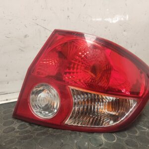 PILOTO TRASERO DERECHO 108167