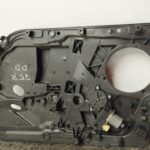 ELEVALUNAS DELANTERO DERECHO 110533