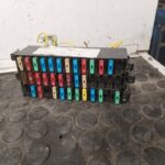 CAJA RELES / FUSIBLES 110835